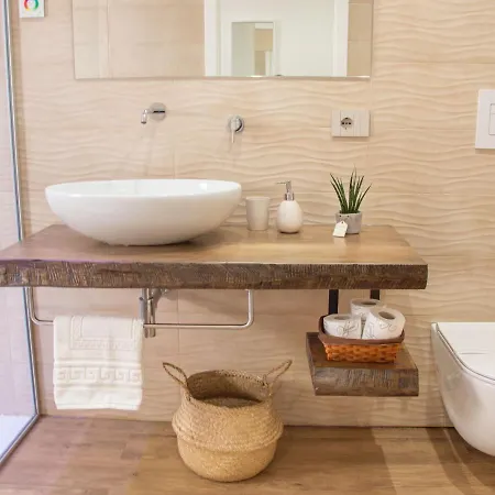 Luxury House Dogana 37 *